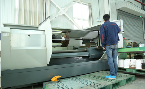 布線（xiàn）前（qián）裝夾編程圖